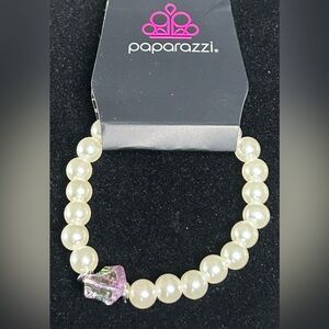 Paparazzi Cream Pearl Bracelet with Pink Accent